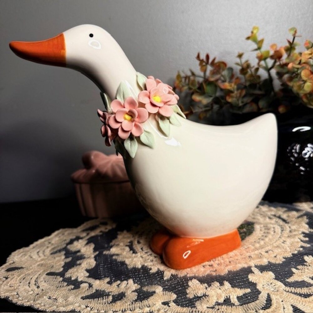 Floral Goose Figurine NWT | Spring Easter Farmhouse Tabletop Decor